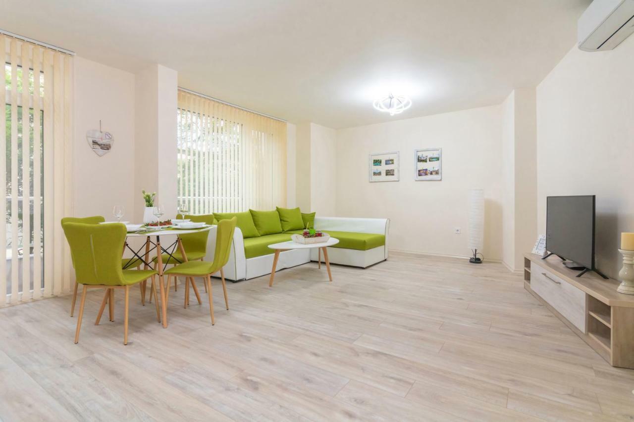 Domus Apartments Grand Plovdiv Extérieur photo