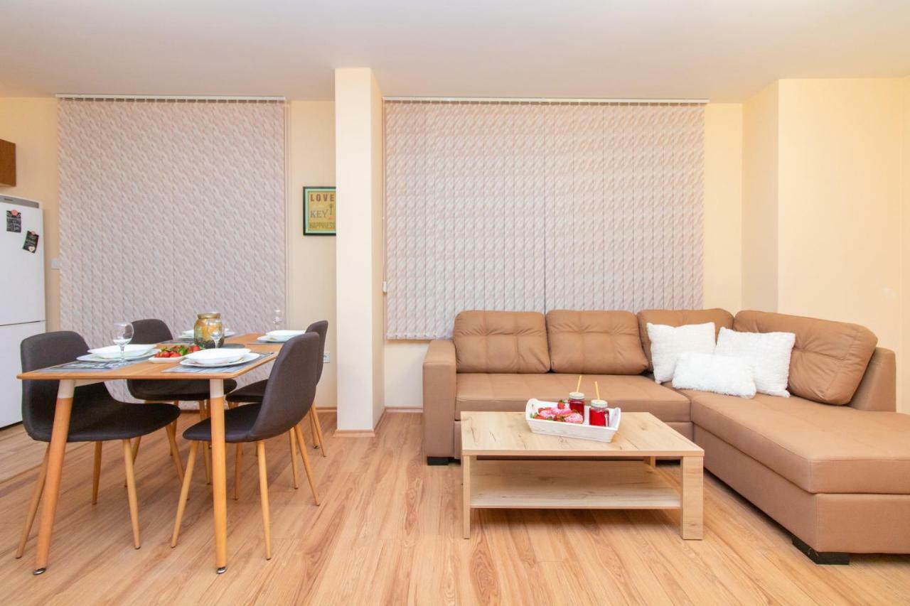 Domus Apartments Grand Plovdiv Extérieur photo